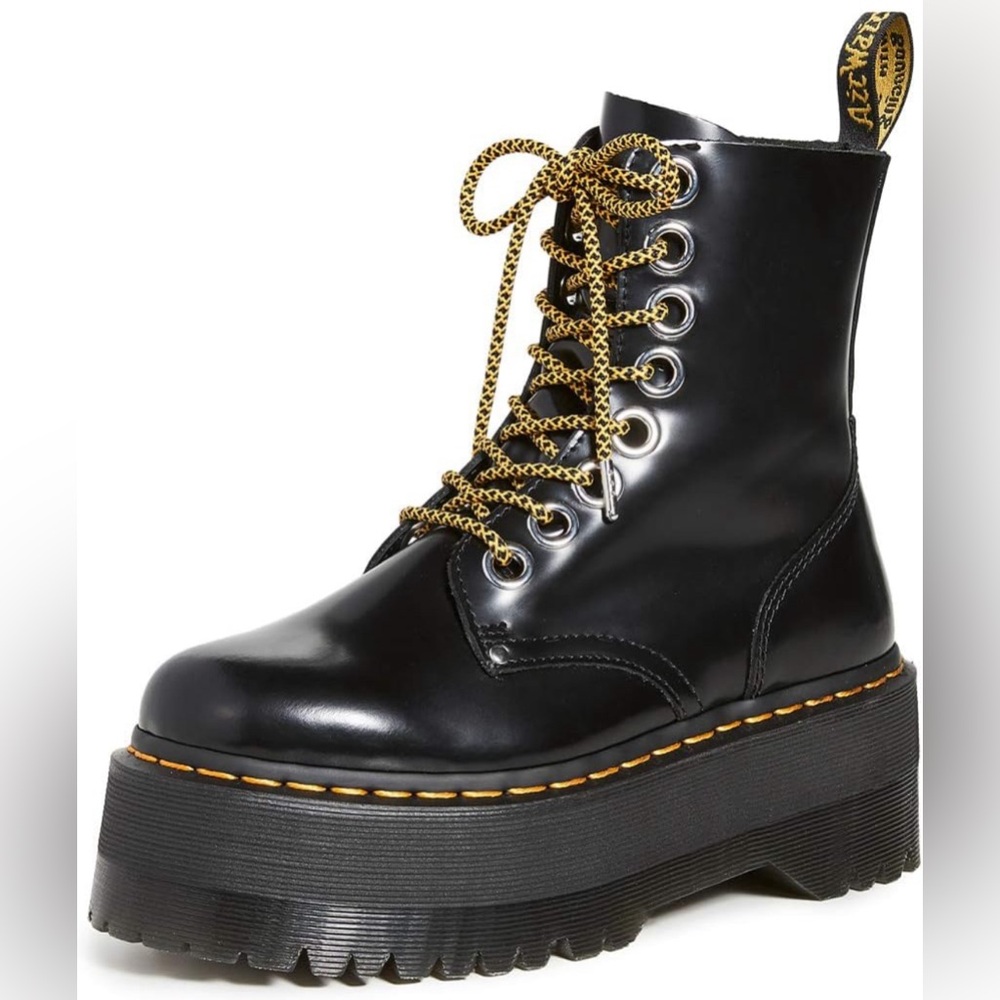 Doc Martens AirWair boots never worn